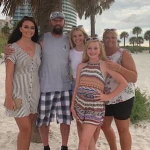 Meet your Posher, Zoe